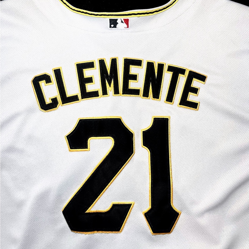 Authentic Majestic, 56 3XL PITTSBURGH PIRATES ROBERTO CLEMENTE, COOL BASE Jersey